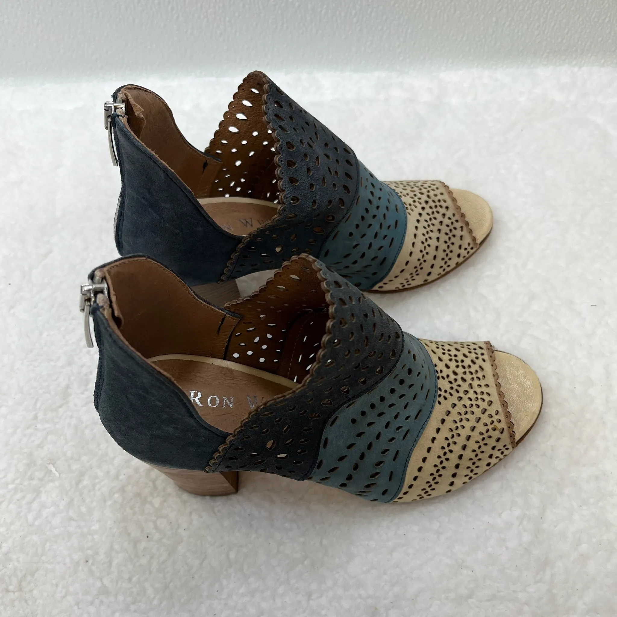 Blue Sandals Heels Block BY RON WHITE size 37