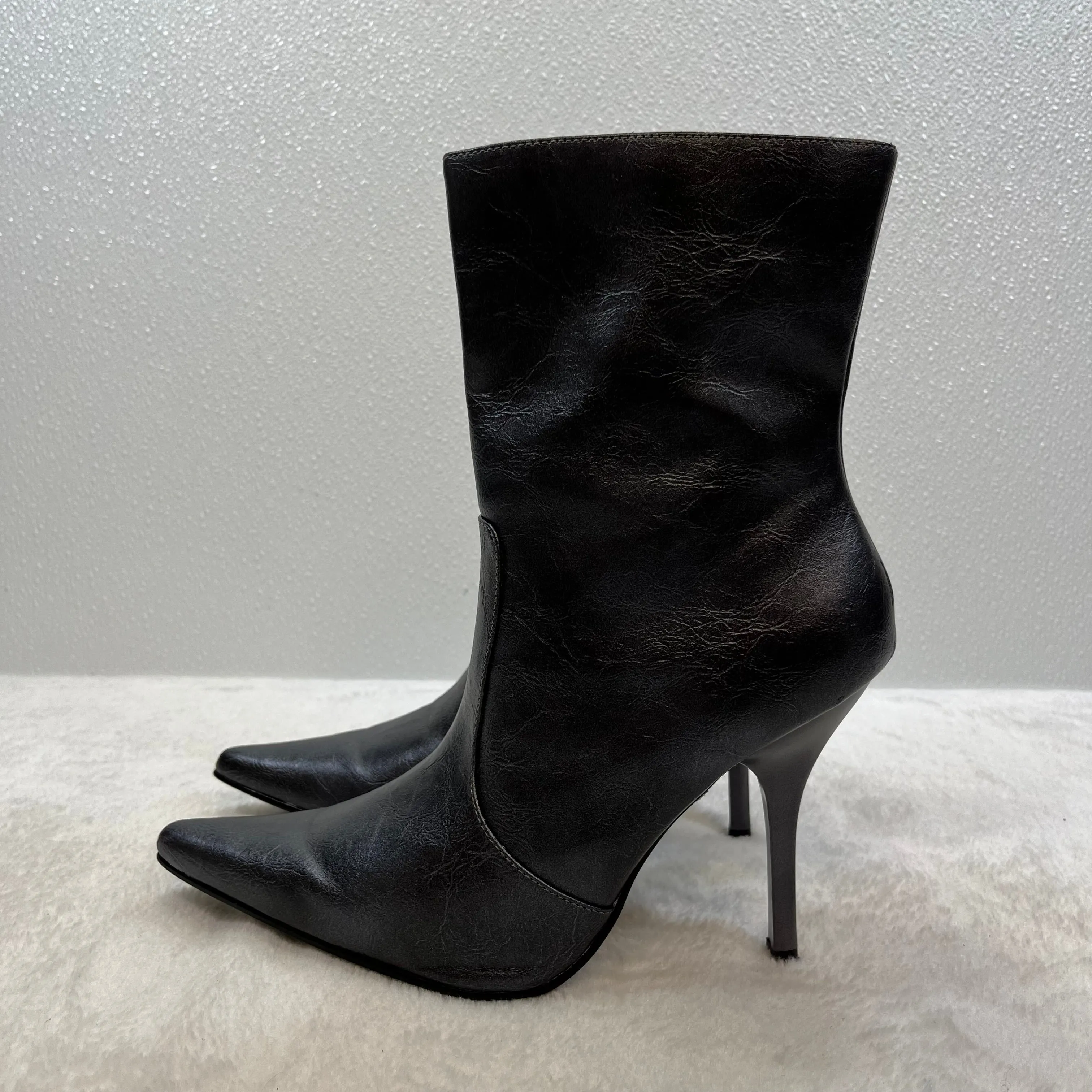 Boots Ankle Heels By Diba  Size: 9