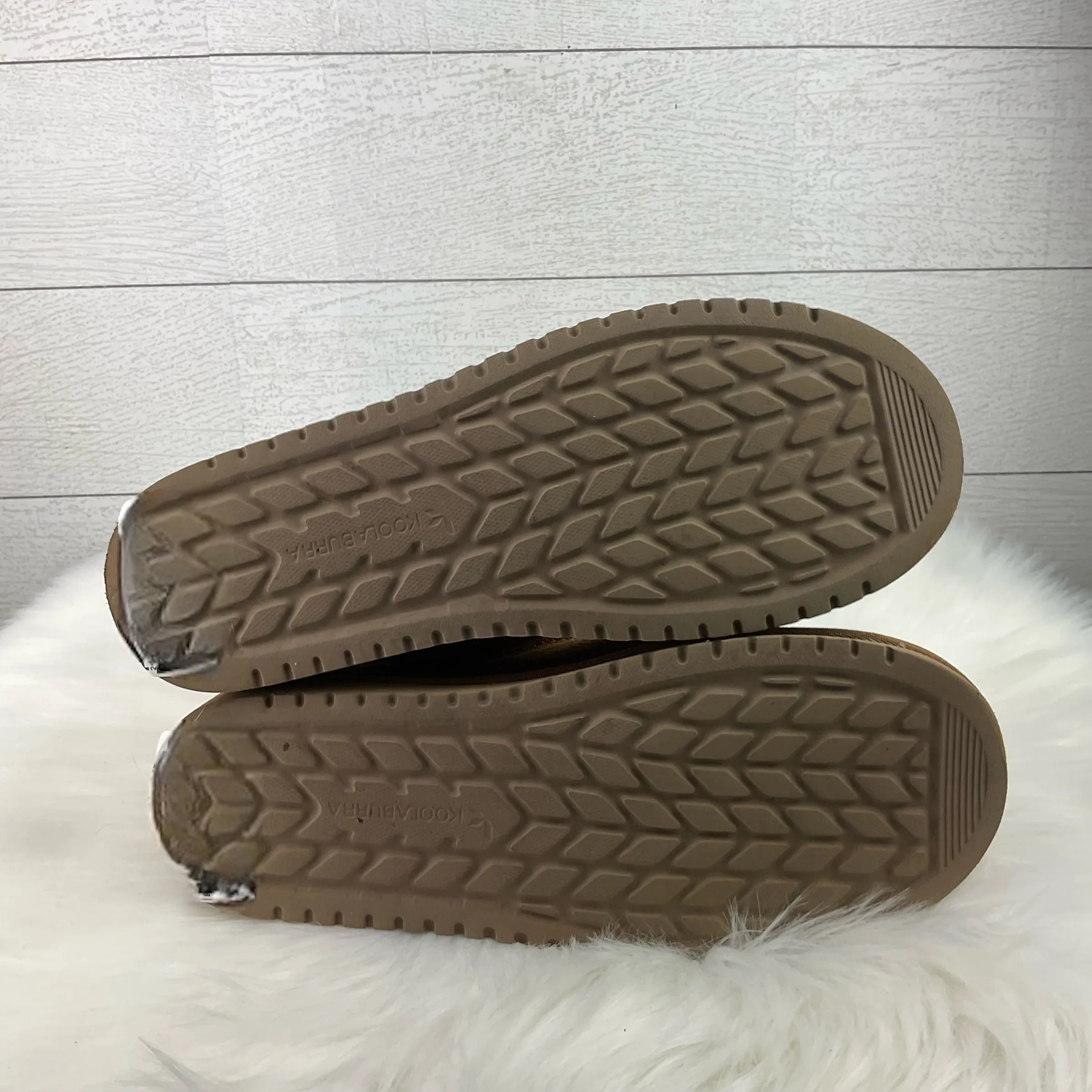 Boots Designer By Ugg In Brown, Size: 8