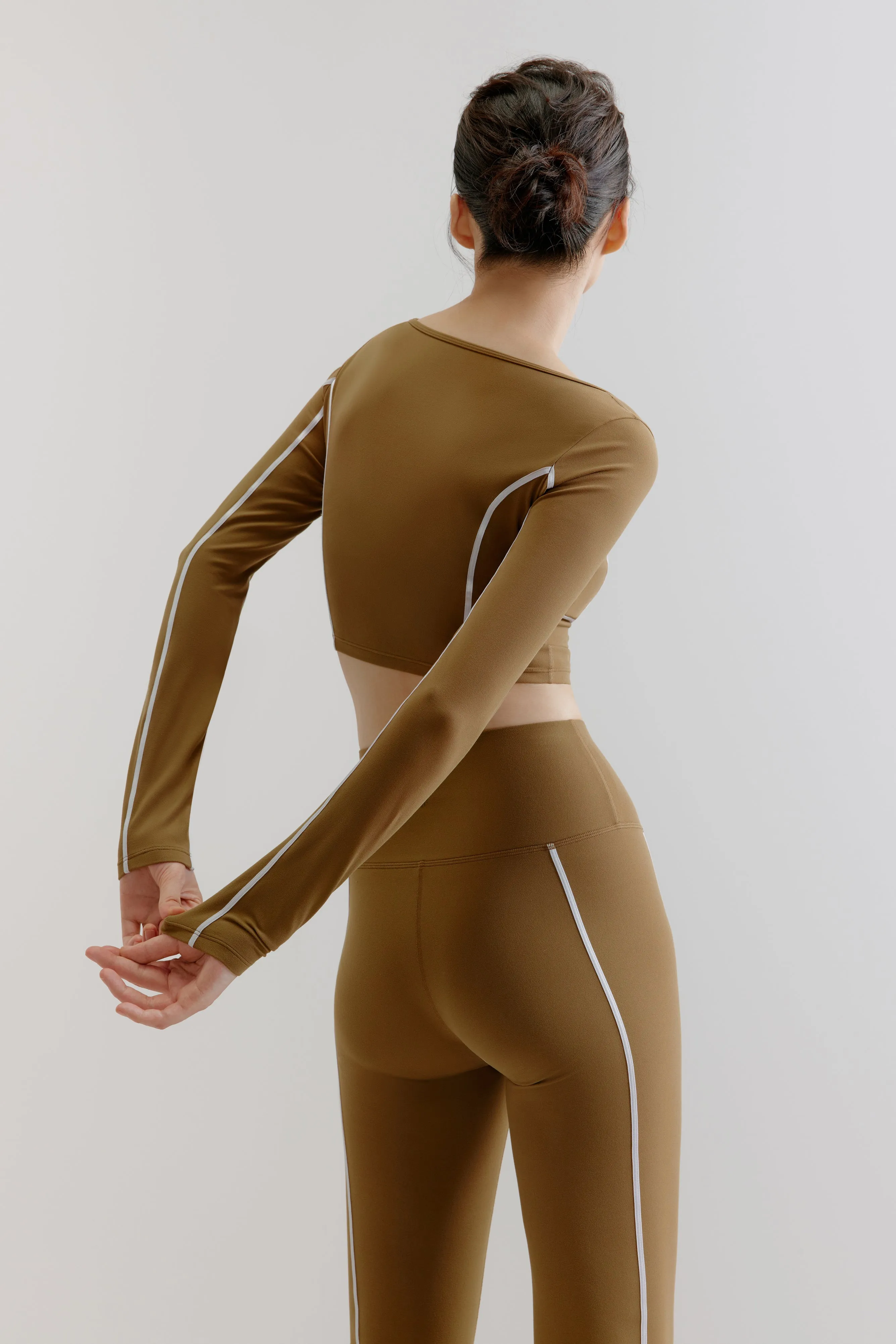 Dance U-Neck Long Sleeve Top