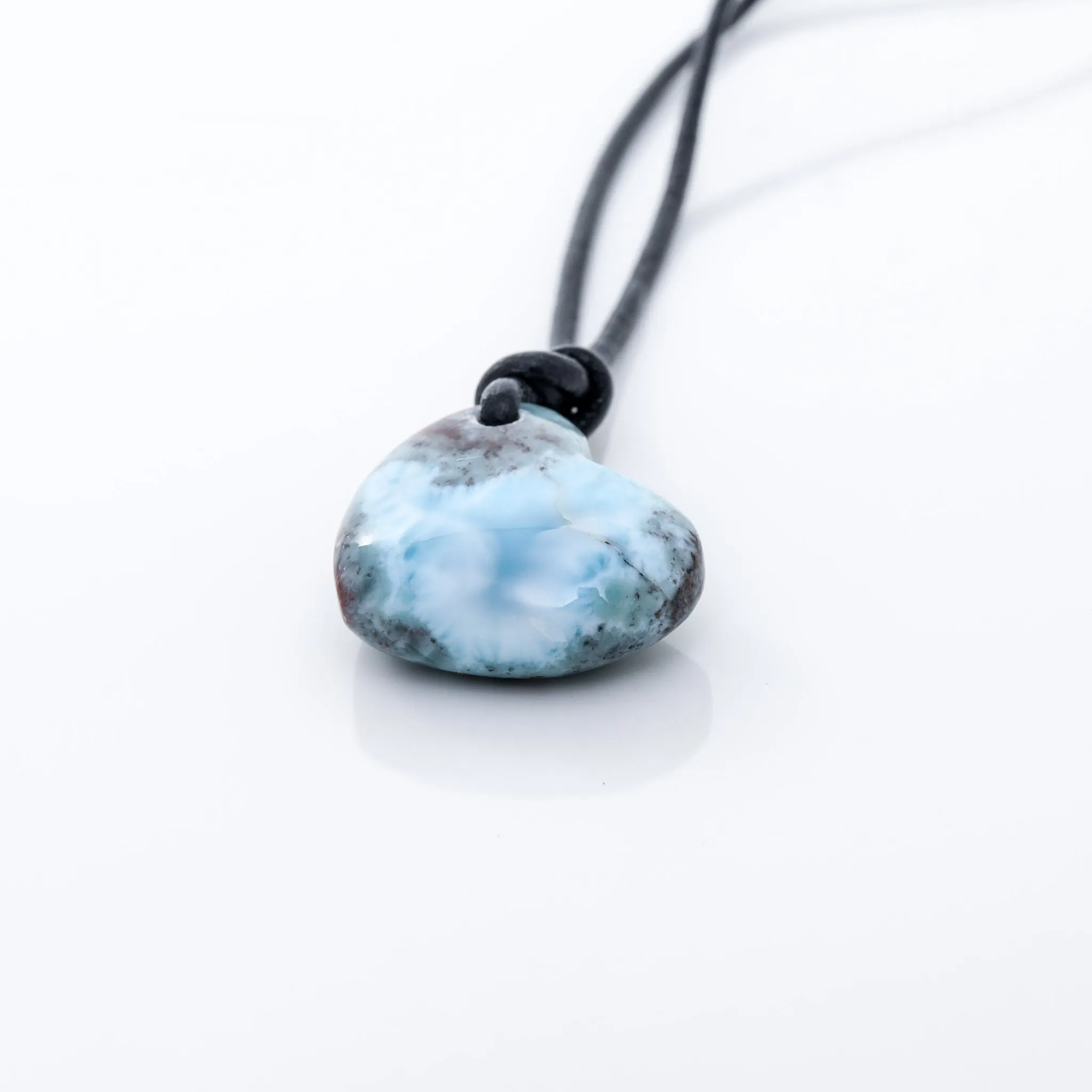 Heart Necklace Nixie