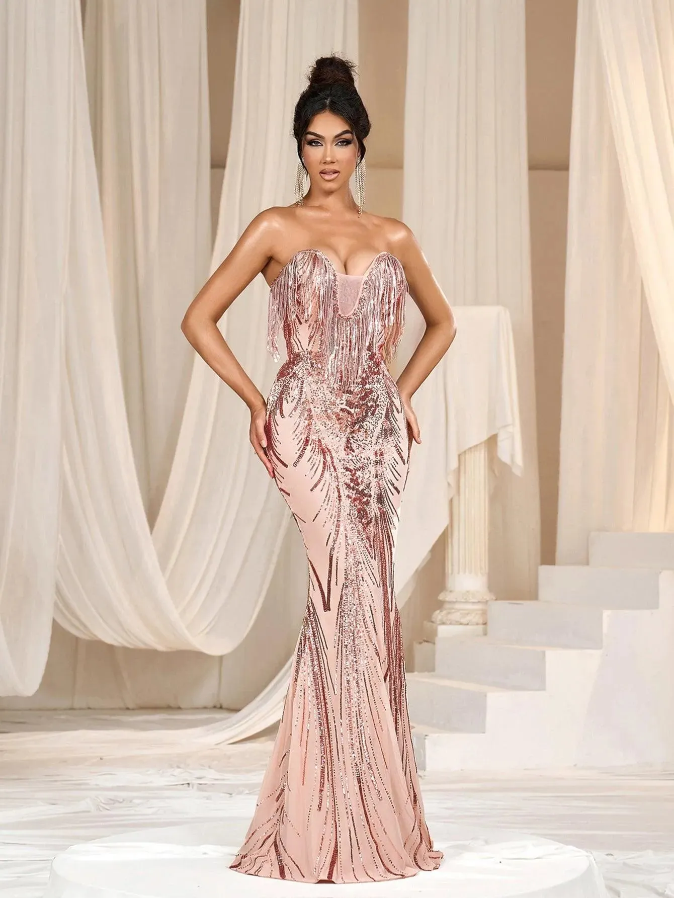 Mermaid Hem Fringed Sequin Tube Dress