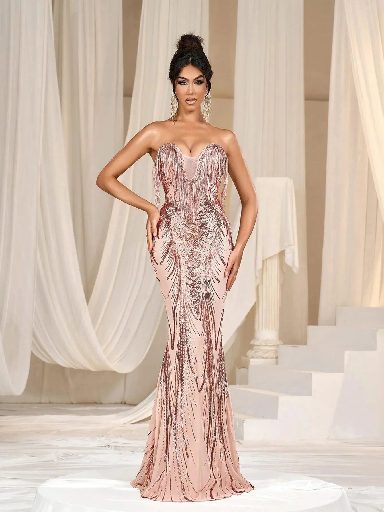 Mermaid Hem Fringed Sequin Tube Dress