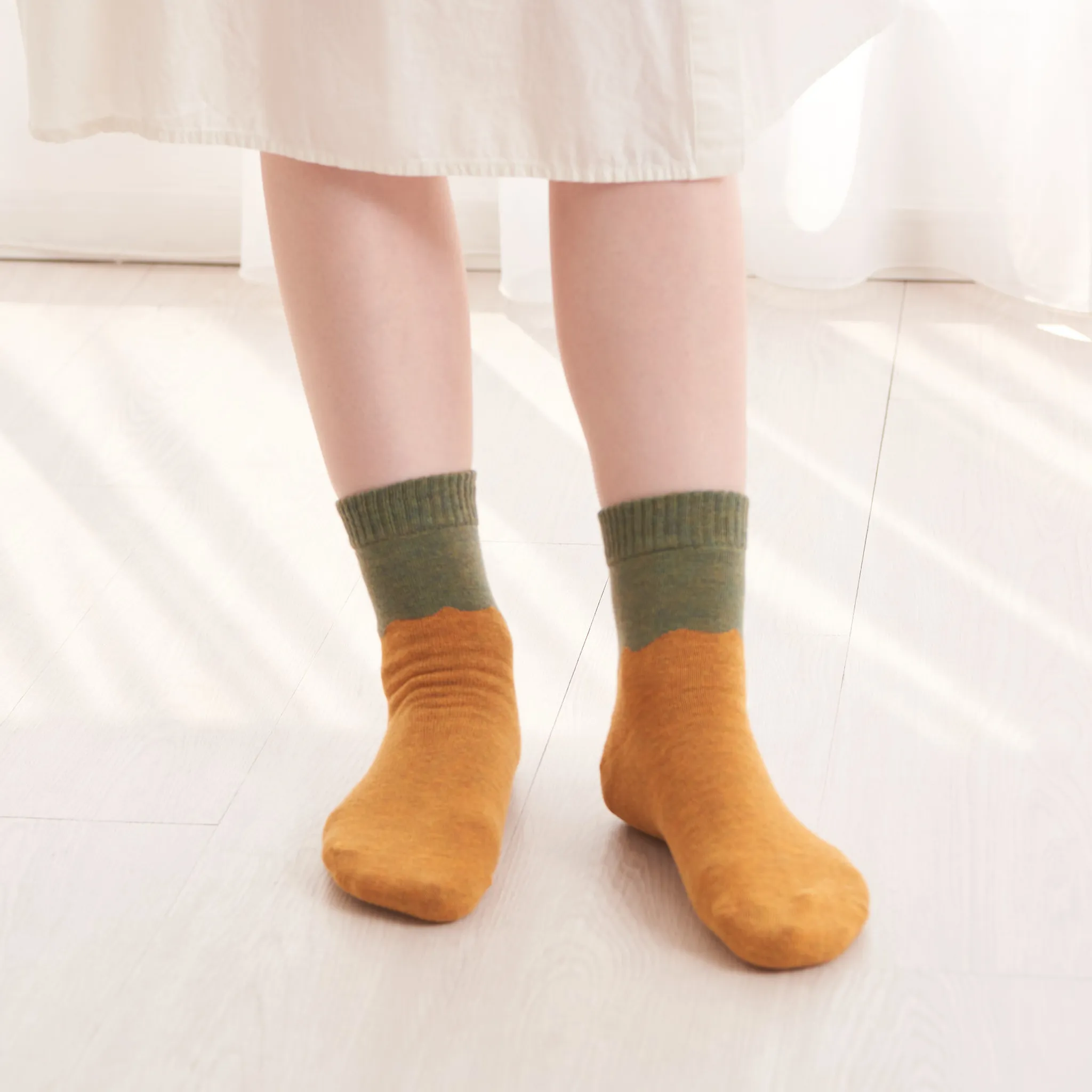 Smooth-heel socks double-layer wool blend [Waves] - 665