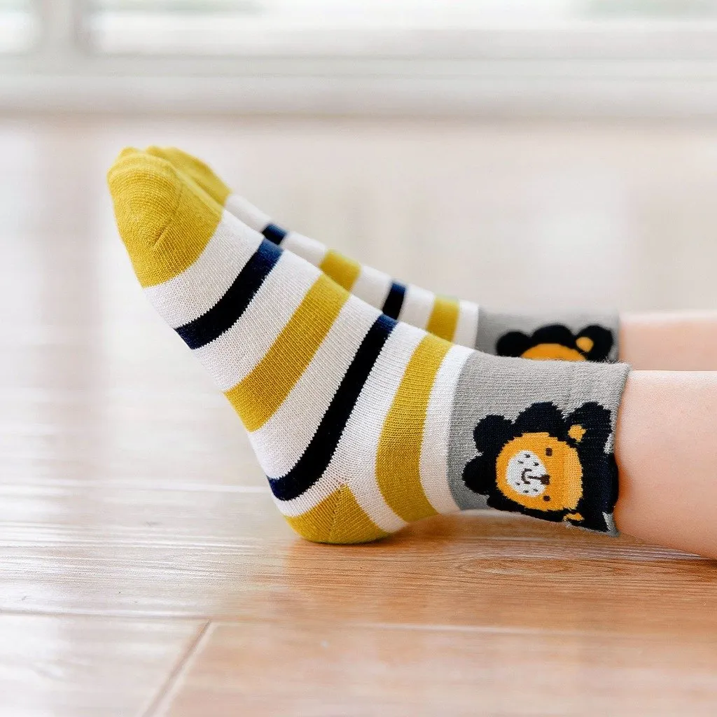 ZFSOCK Cute Lion Design Children's Crew Socks for Boys, 5 Pairs